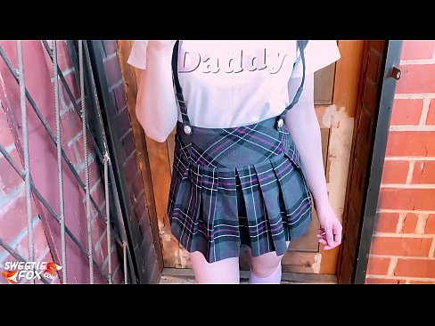 ❤️ Schoolgirl Sikini derinden Sucks ve sınıflar yerine sikikleri. Süper porno tr.pornmega.ru ☑