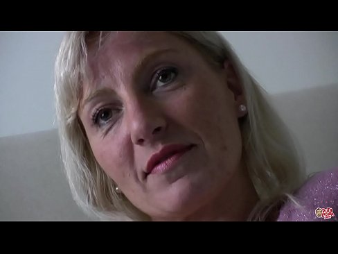 ❤️ Hepimizin becerdiği anne... Hanımefendi, kendinize gelin! Süper porno tr.pornmega.ru ☑