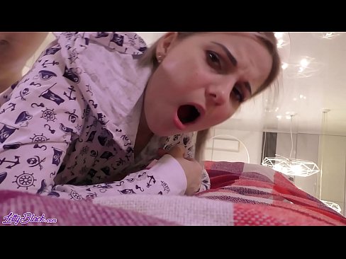 ❤️ Seksi anne yutmak ve pregistyle seks - boşalmak yakın çekim Süper porno tr.pornmega.ru ☑
